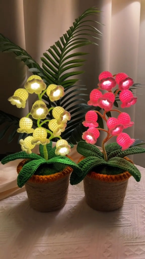 EternalBloom­™ Lily Night Lamp